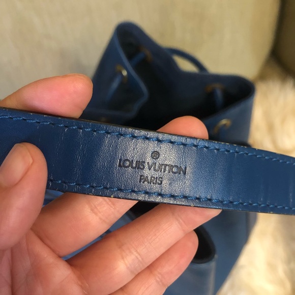Authentic Louis Vuitton Noe in EPI Blue - Picture 6 of 16
